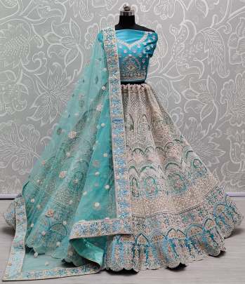 Velvet and Sequence Wedding Wear Bridal Lehenga Choli Gujju Fashions  Designer Lehnga Choli